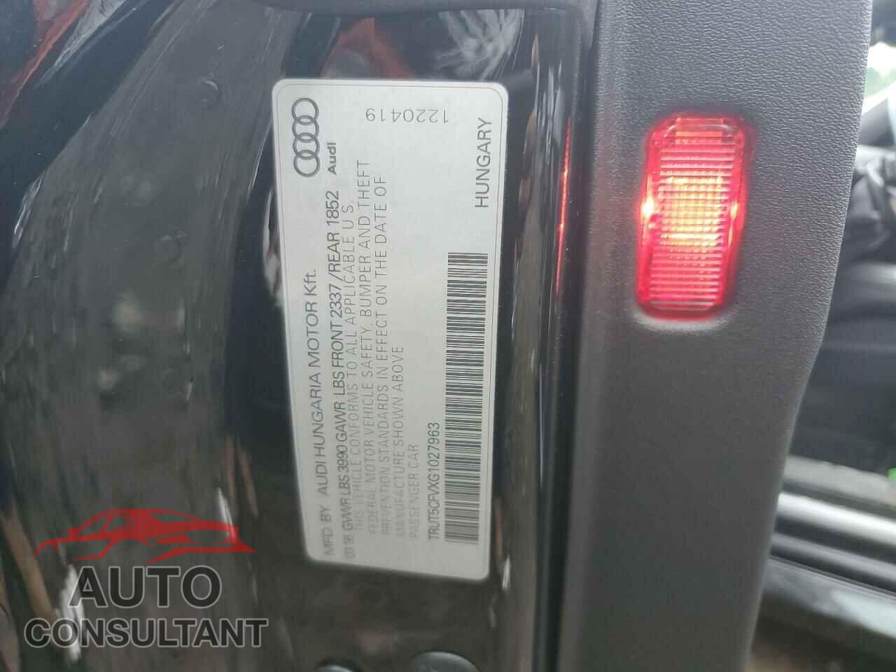 AUDI TT 2016 - TRUT5CFVXG1027963