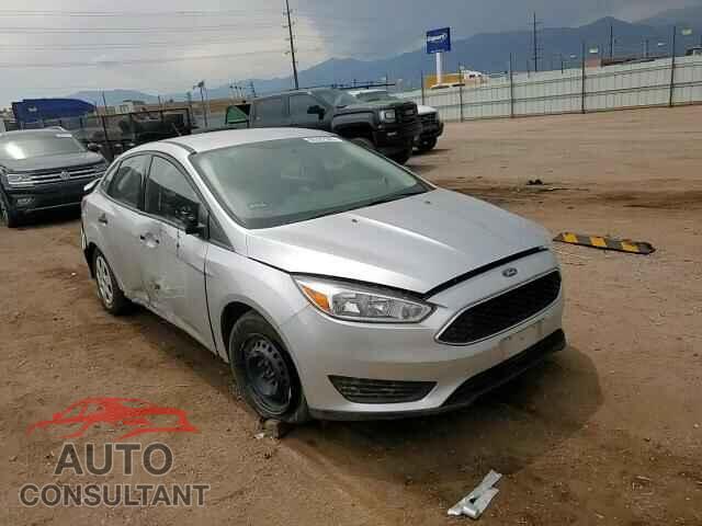 FORD FOCUS 2017 - 1FADP3E21HL244670