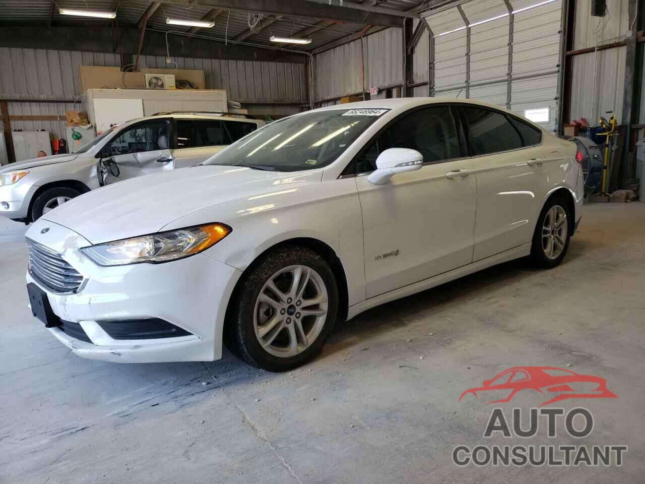 FORD FUSION 2018 - 3FA6P0LU0JR261205