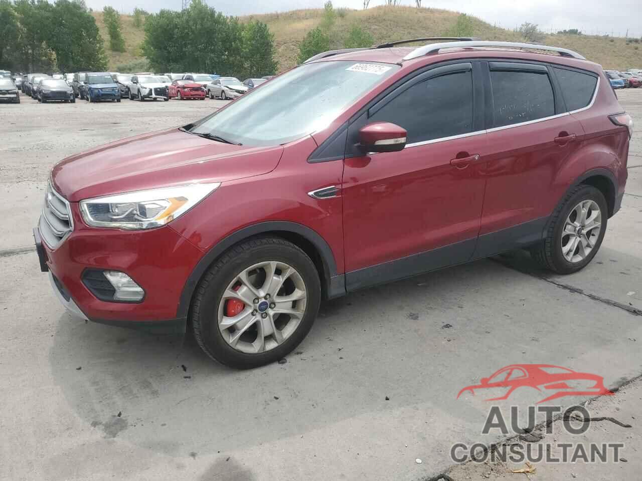 FORD ESCAPE 2017 - 1FMCU9J90HUE73030