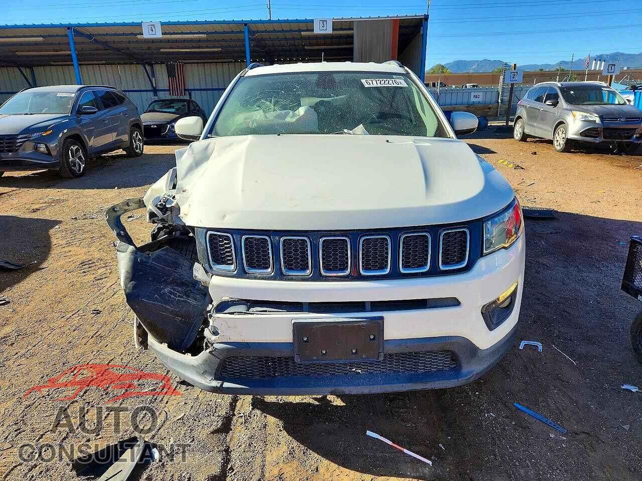 JEEP COMPASS 2017 - 3C4NJDBB3HT651372