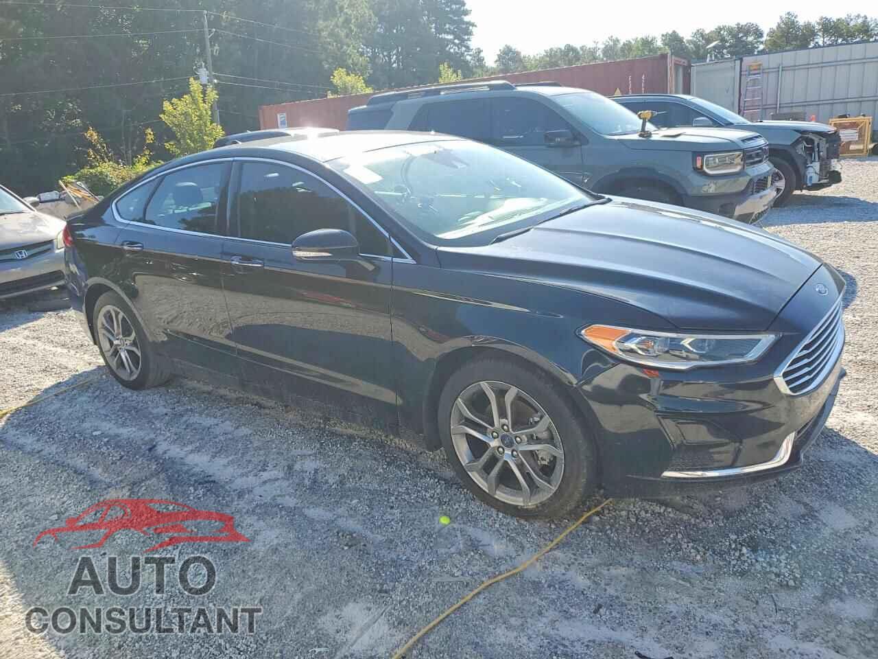FORD FUSION 2019 - 3FA6P0CD2KR142010
