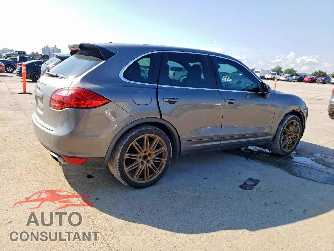 PORSCHE CAYENNE 2012 - WP1AB2A21CLA40356