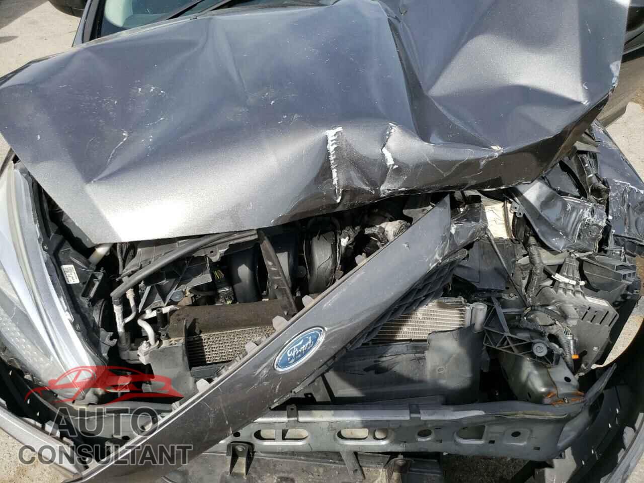 FORD FOCUS 2018 - 1FADP3K21JL286105