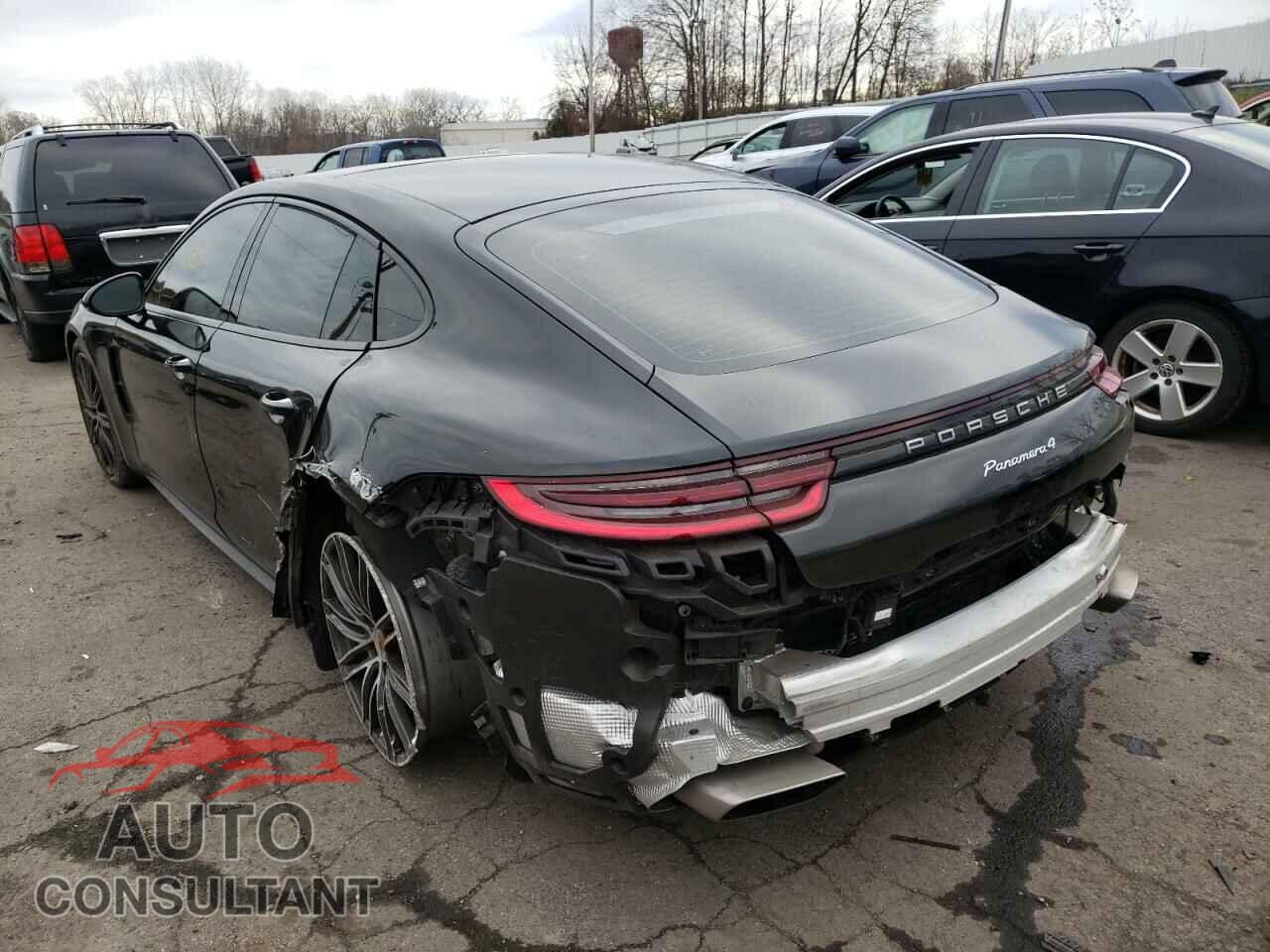 PORSCHE PANAMERA 2018 - WP0AA2A79JL102602