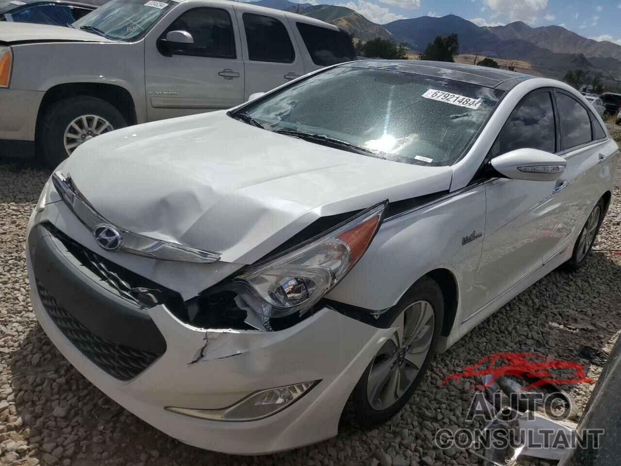 HYUNDAI SONATA 2014 - KMHEC4A47EA106707