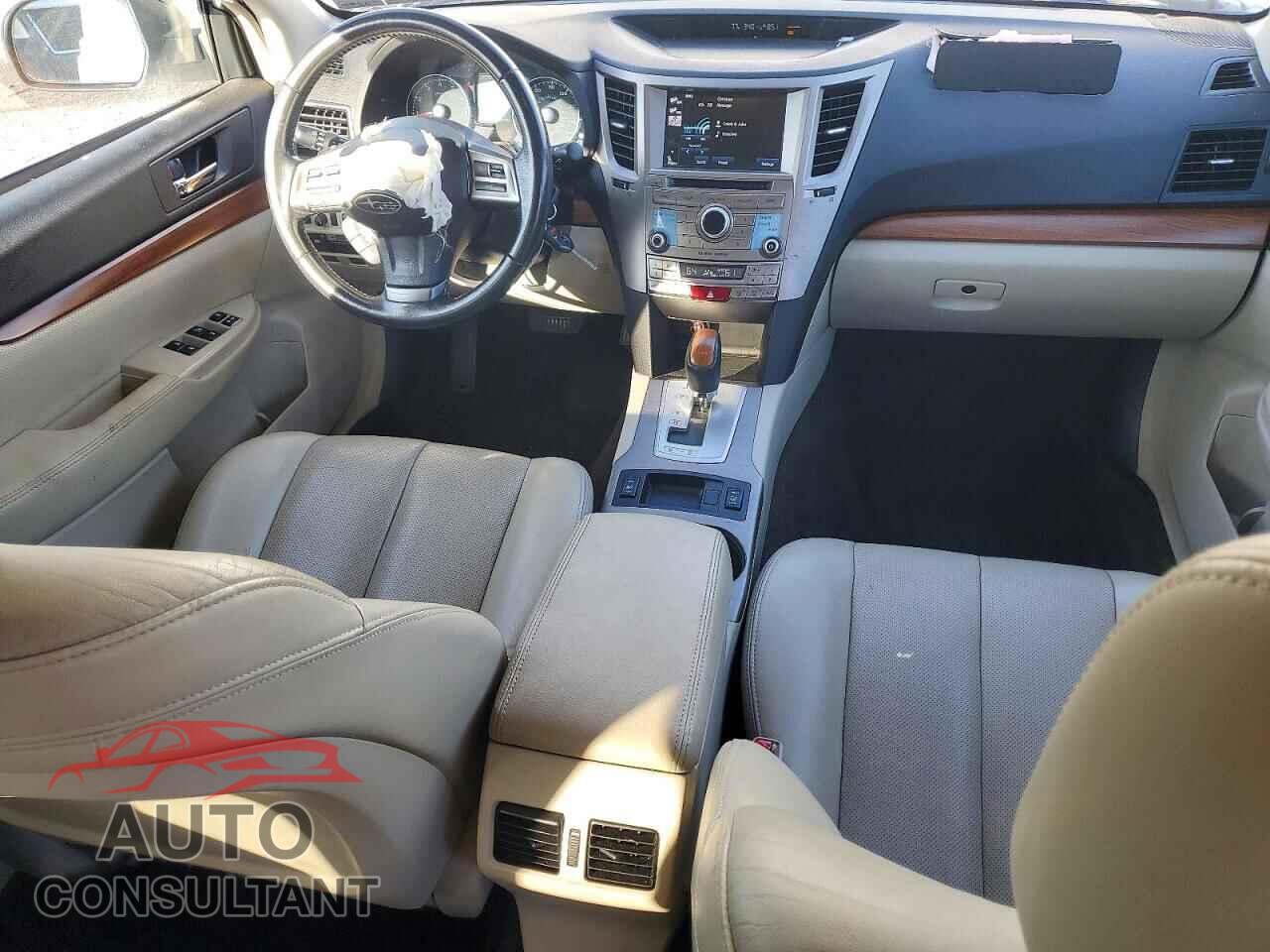 SUBARU OUTBACK 2013 - 4S4BRCLC8D3282748
