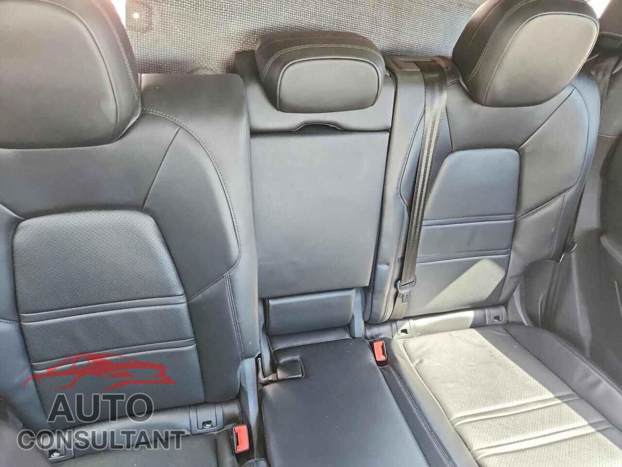 PORSCHE CAYENNE 2019 - WP1AA2AY6KDA00872