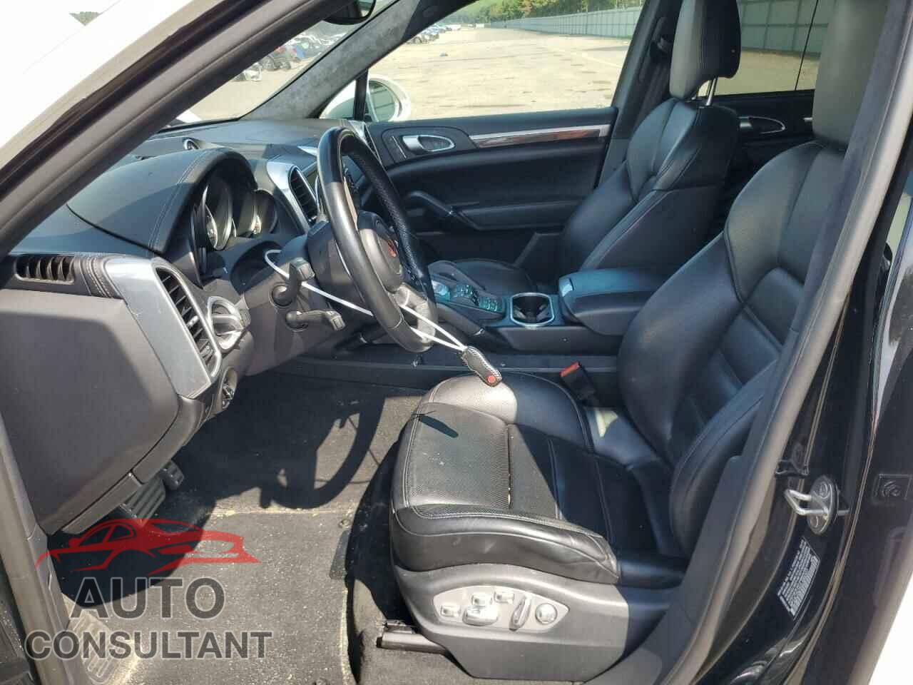 PORSCHE CAYENNE 2016 - WP1AC2A25GLA89207