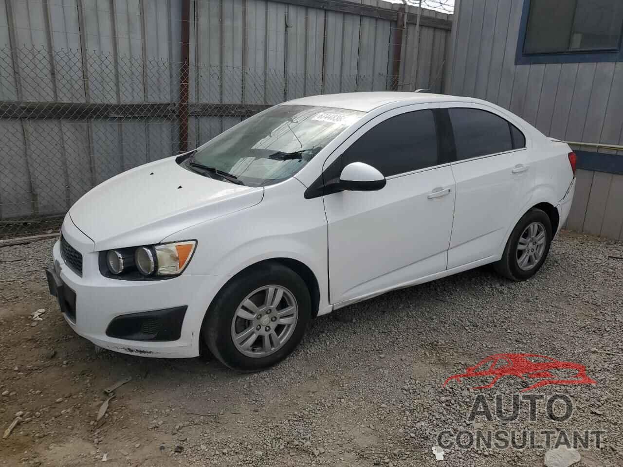 CHEVROLET SONIC 2016 - 1G1JC5SG5G4152967
