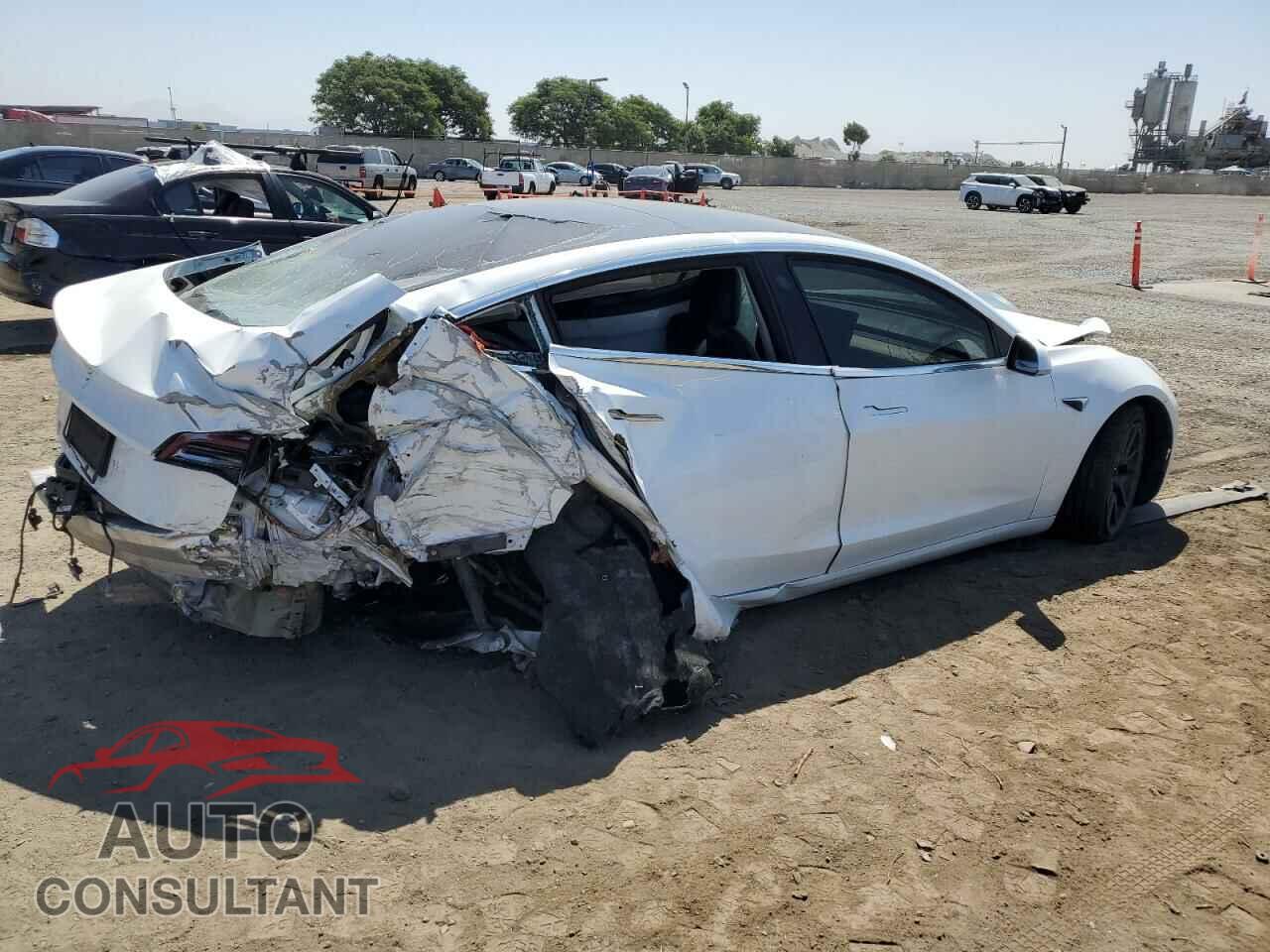 TESLA MODEL 3 2019 - 5YJ3E1EA1KF482892