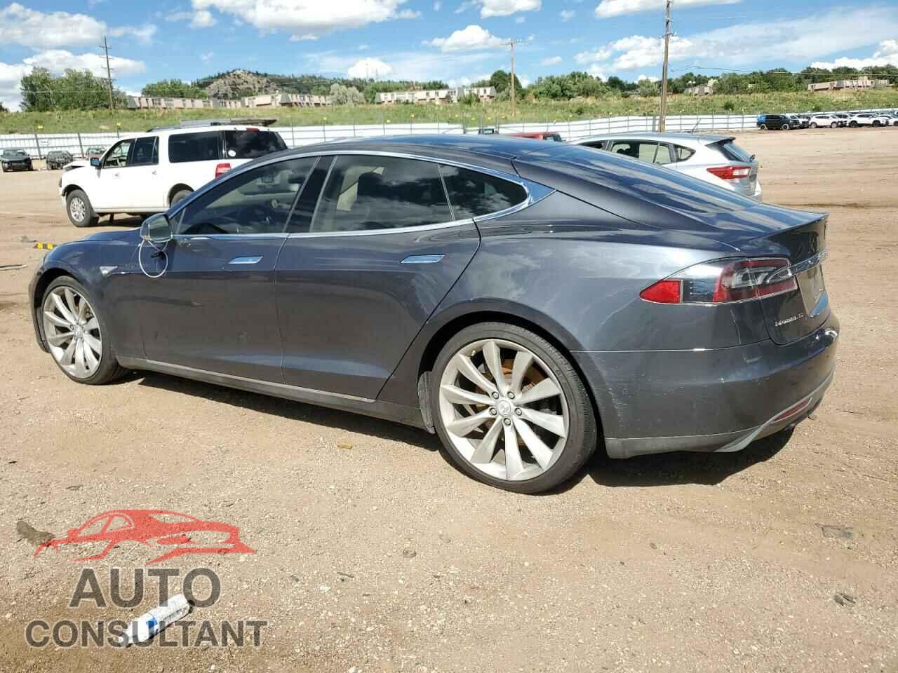 TESLA MODEL S 2015 - 5YJSA1H24FF094413