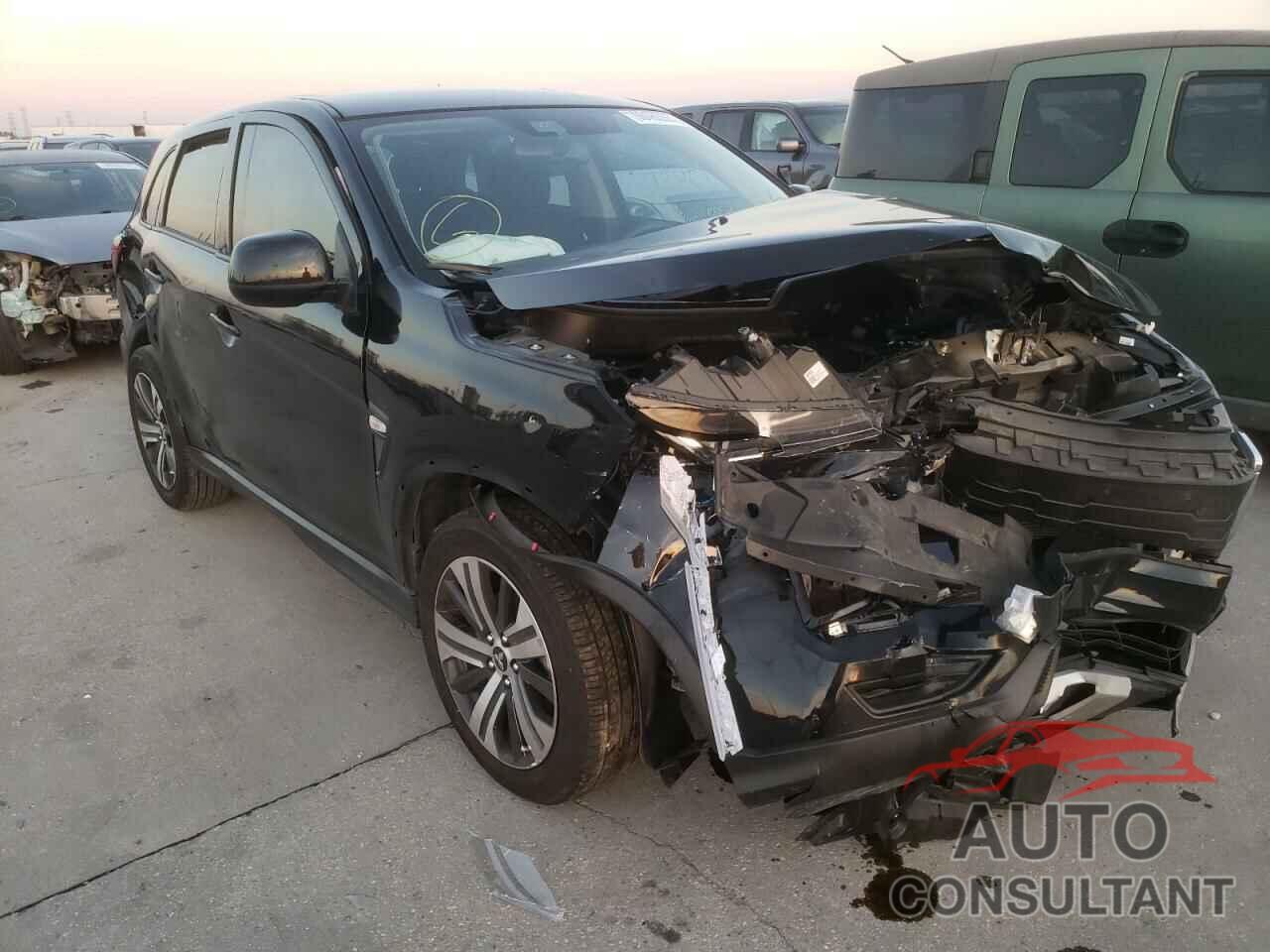 MITSUBISHI OUTLANDER 2021 - JA4APUAU9MU024864