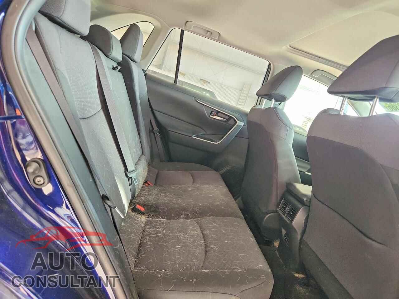 TOYOTA RAV4 2019 - JTMP1RFVXKJ018683