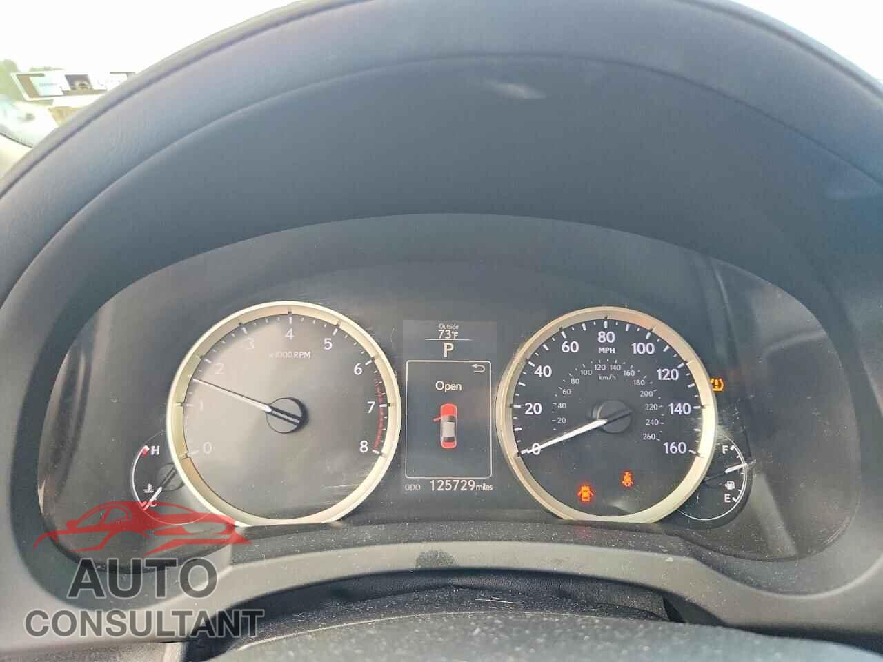 LEXUS IS 2015 - JTHCF1D25F5029582