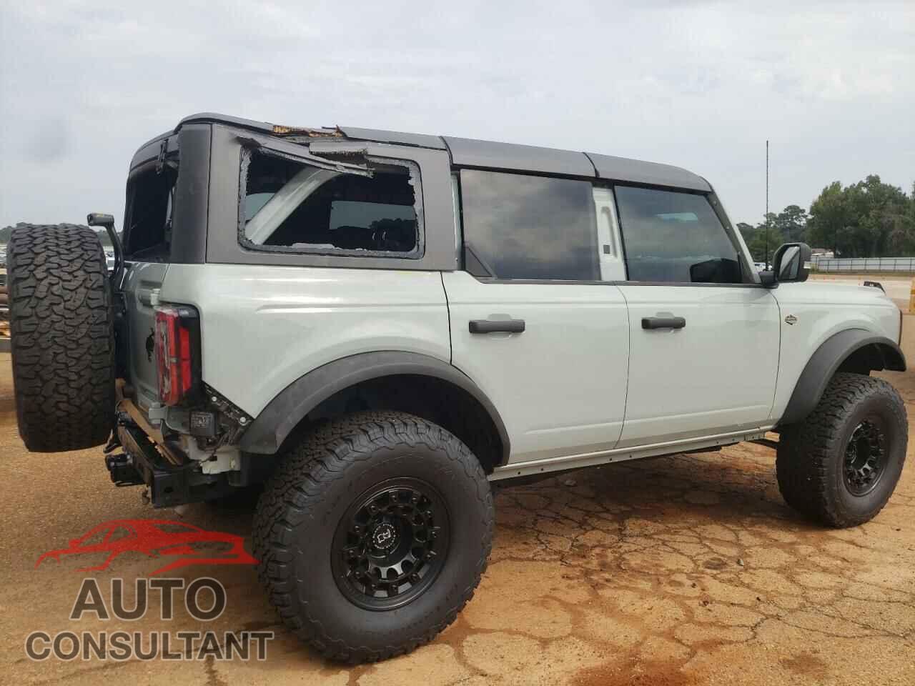 FORD BRONCO 2023 - 1FMEE5DP3PLB68635