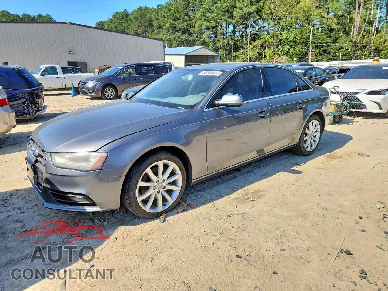 AUDI A4 2013 - WAUFFAFL0DA092532