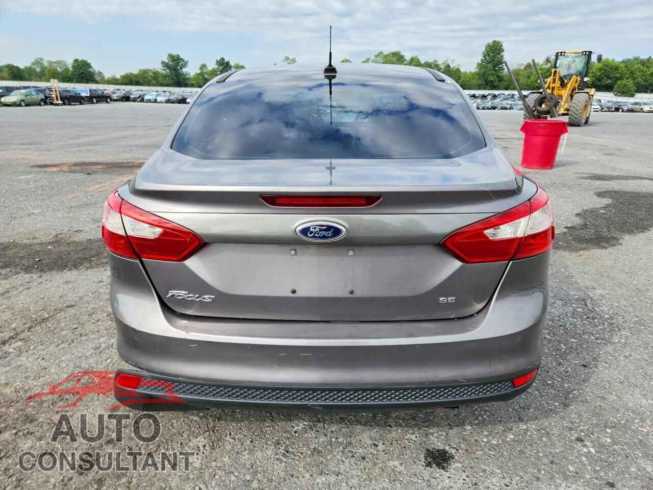 FORD FOCUS 2014 - 1FADP3F25EL152519