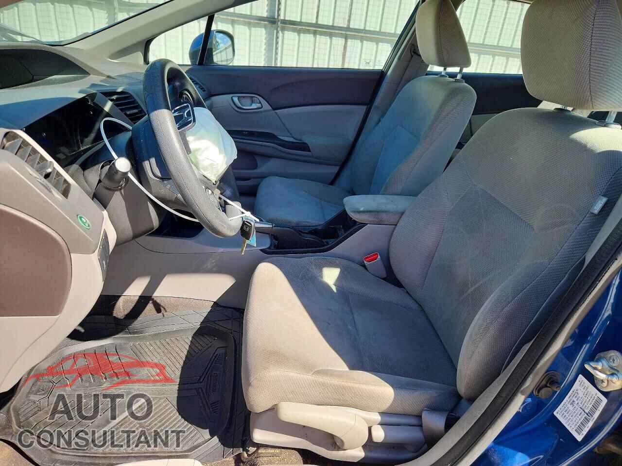 HONDA CIVIC 2012 - 2HGFB2F59CH575881