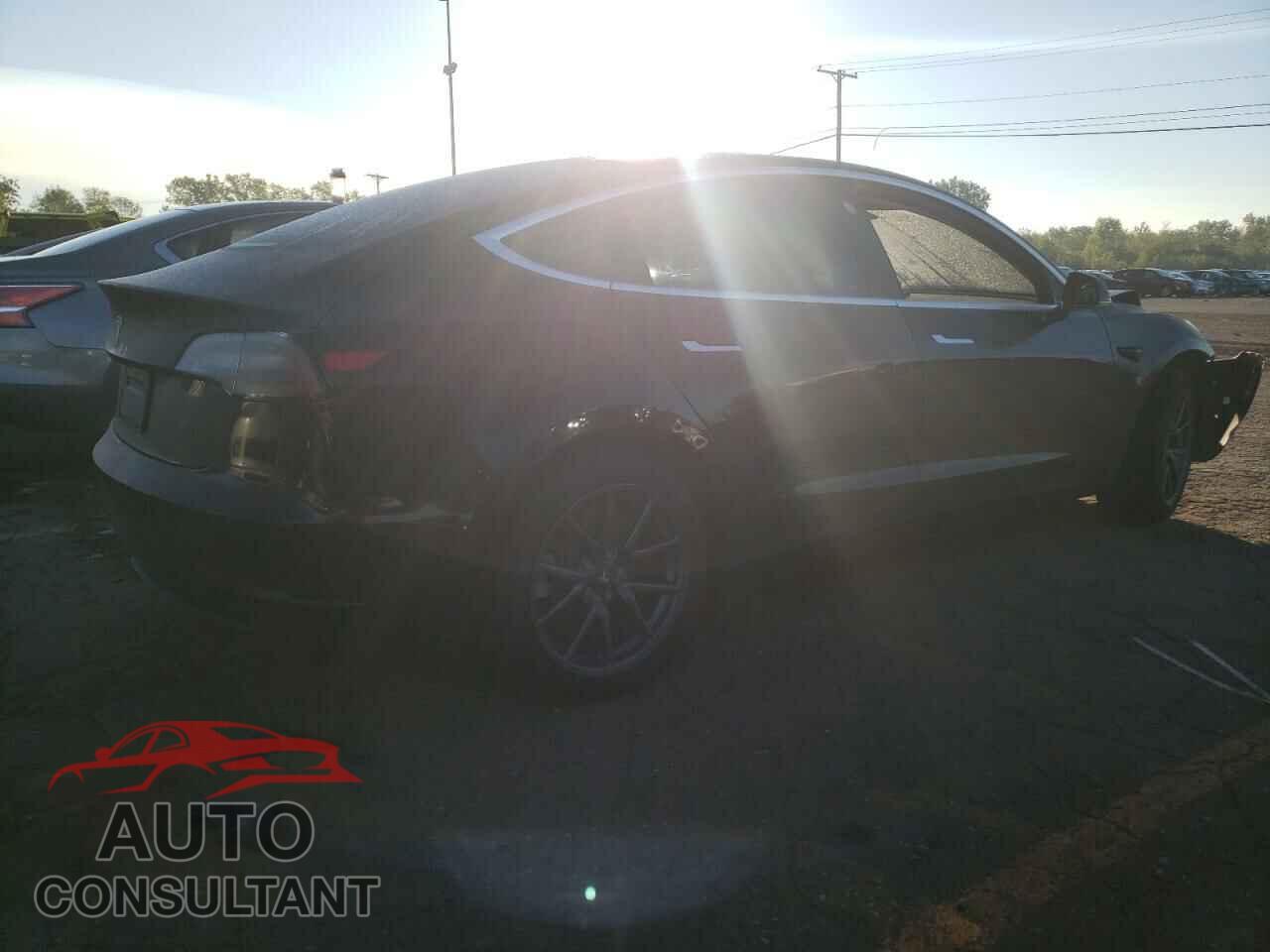 TESLA MODEL 3 2019 - 5YJ3E1EA2KF399651
