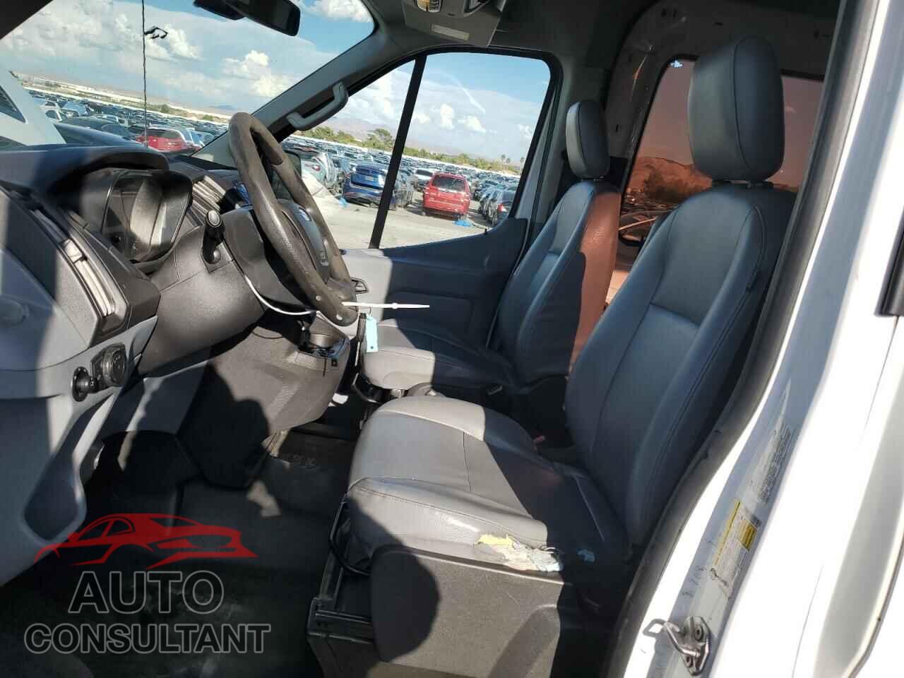 FORD TRANSIT 2017 - 1FTYE2CM3HKB32068