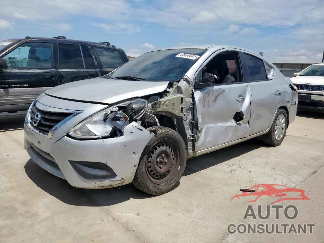 NISSAN VERSA 2017 - 3N1CN7AP0HL847041