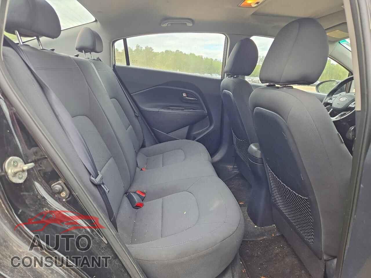 KIA RIO 2012 - KNADN4A30C6043030