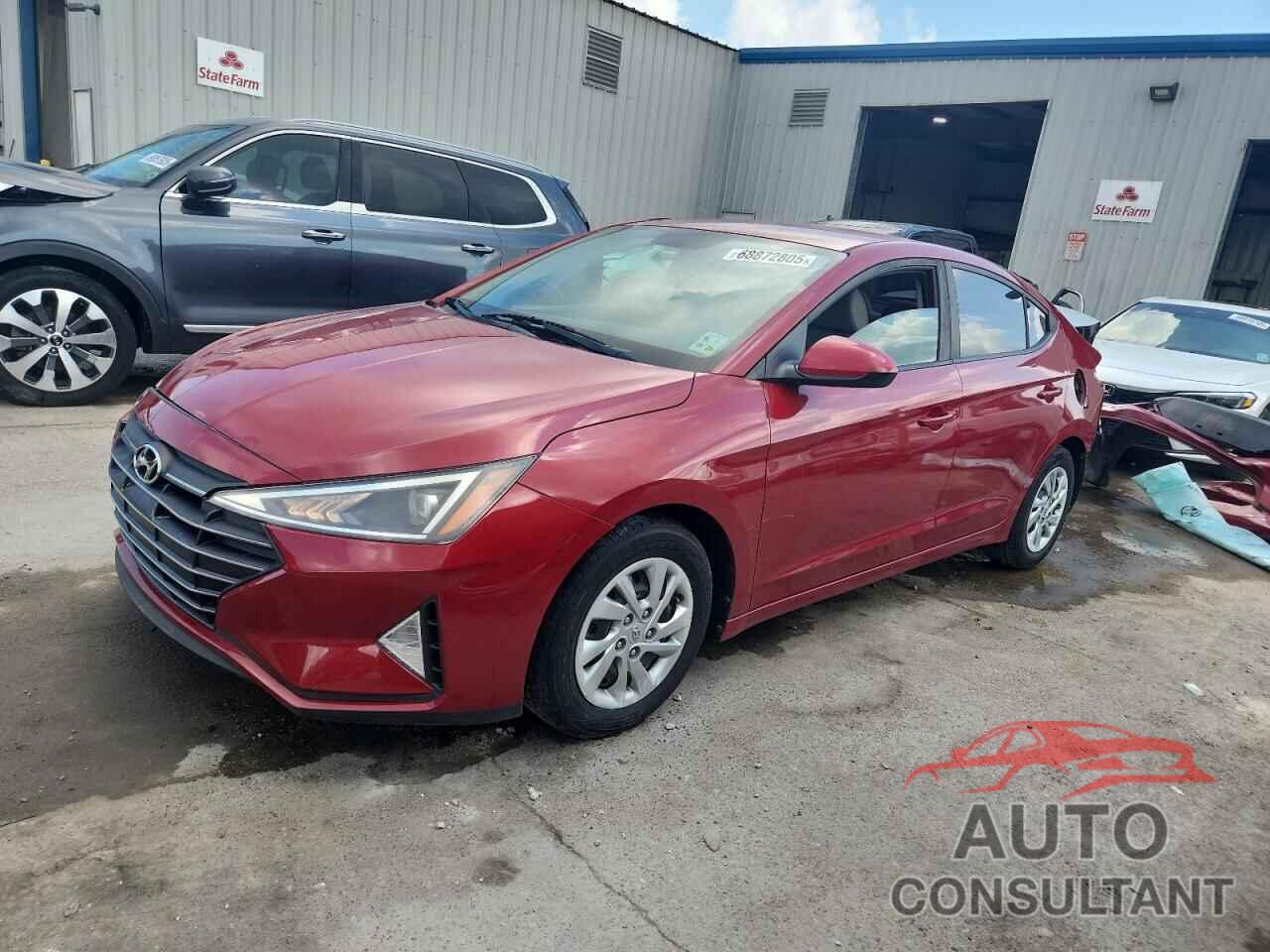 HYUNDAI ELANTRA 2019 - KMHD74LF0KU865160