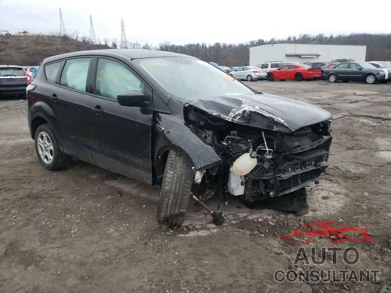 FORD ESCAPE 2018 - 1FMCU0F71JUB94601