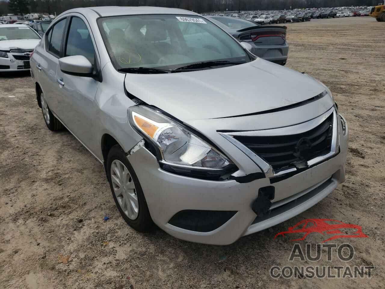 NISSAN VERSA 2017 - 3N1CN7AP0HL820938