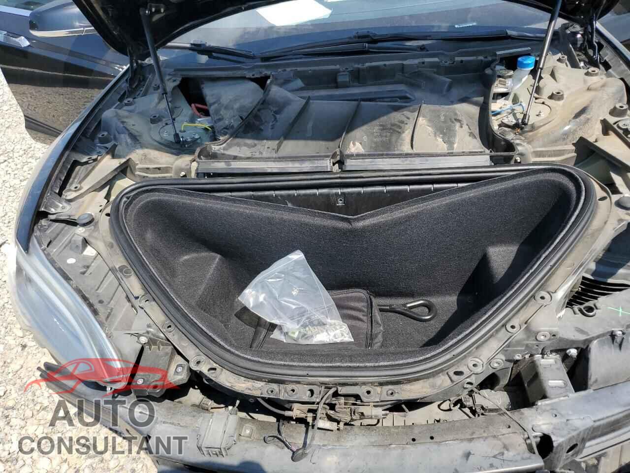 TESLA MODEL S 2018 - 5YJSA1E23JF281509