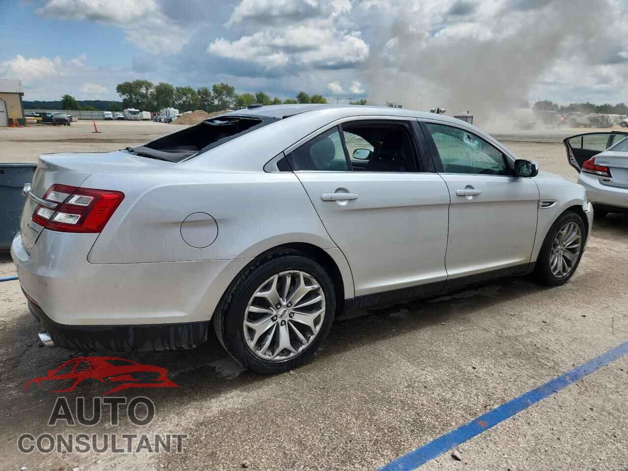 FORD TAURUS 2015 - 1FAHP2F85FG100916