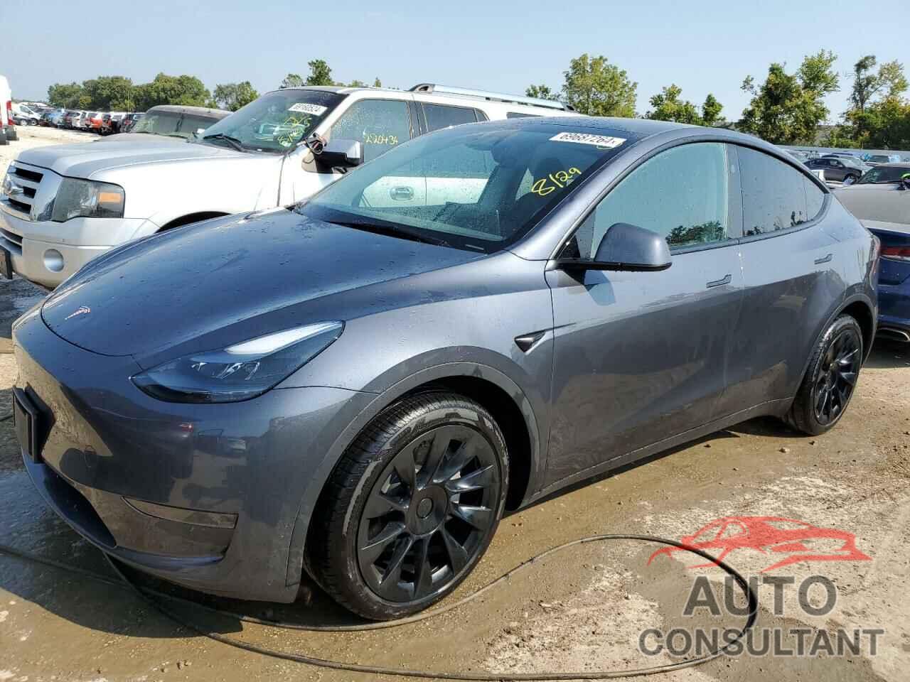 TESLA MODEL Y 2023 - 7SAYGDEE7PA203876