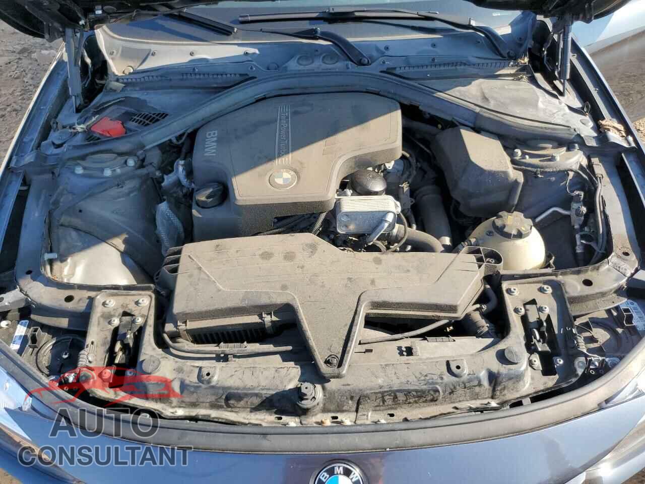 BMW 3 SERIES 2016 - WBA8E5G55GNU19703