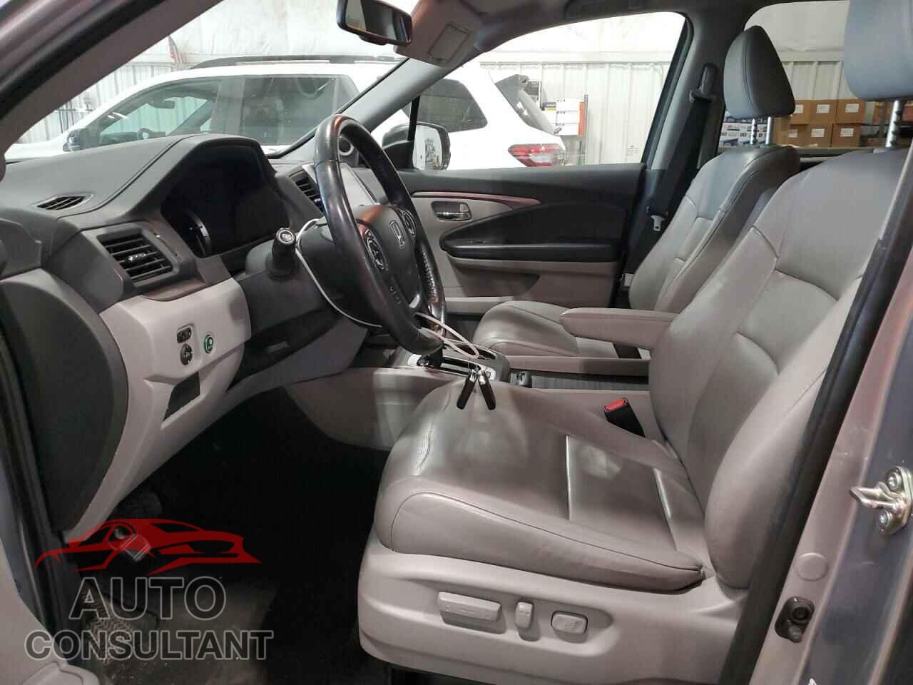 HONDA PILOT 2016 - 5FNYF6H54GB068897