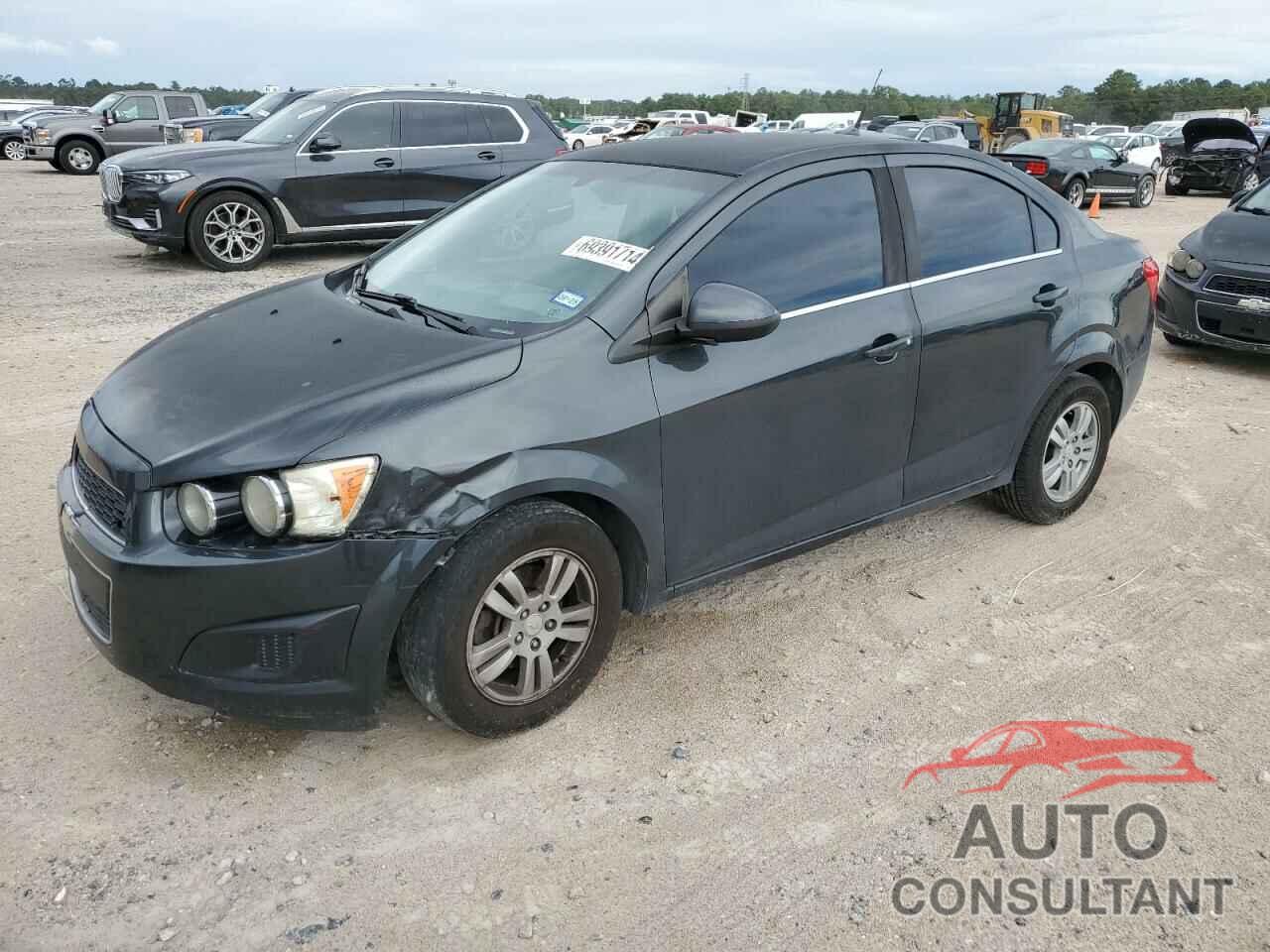 CHEVROLET SONIC 2014 - 1G1JC5SG6E4219315