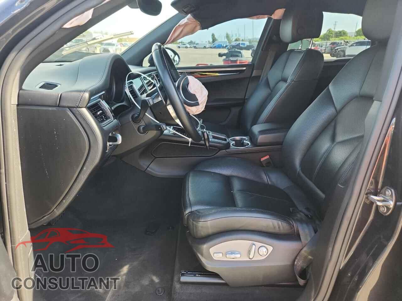 PORSCHE MACAN 2018 - WP1AA2A5XJLB00760