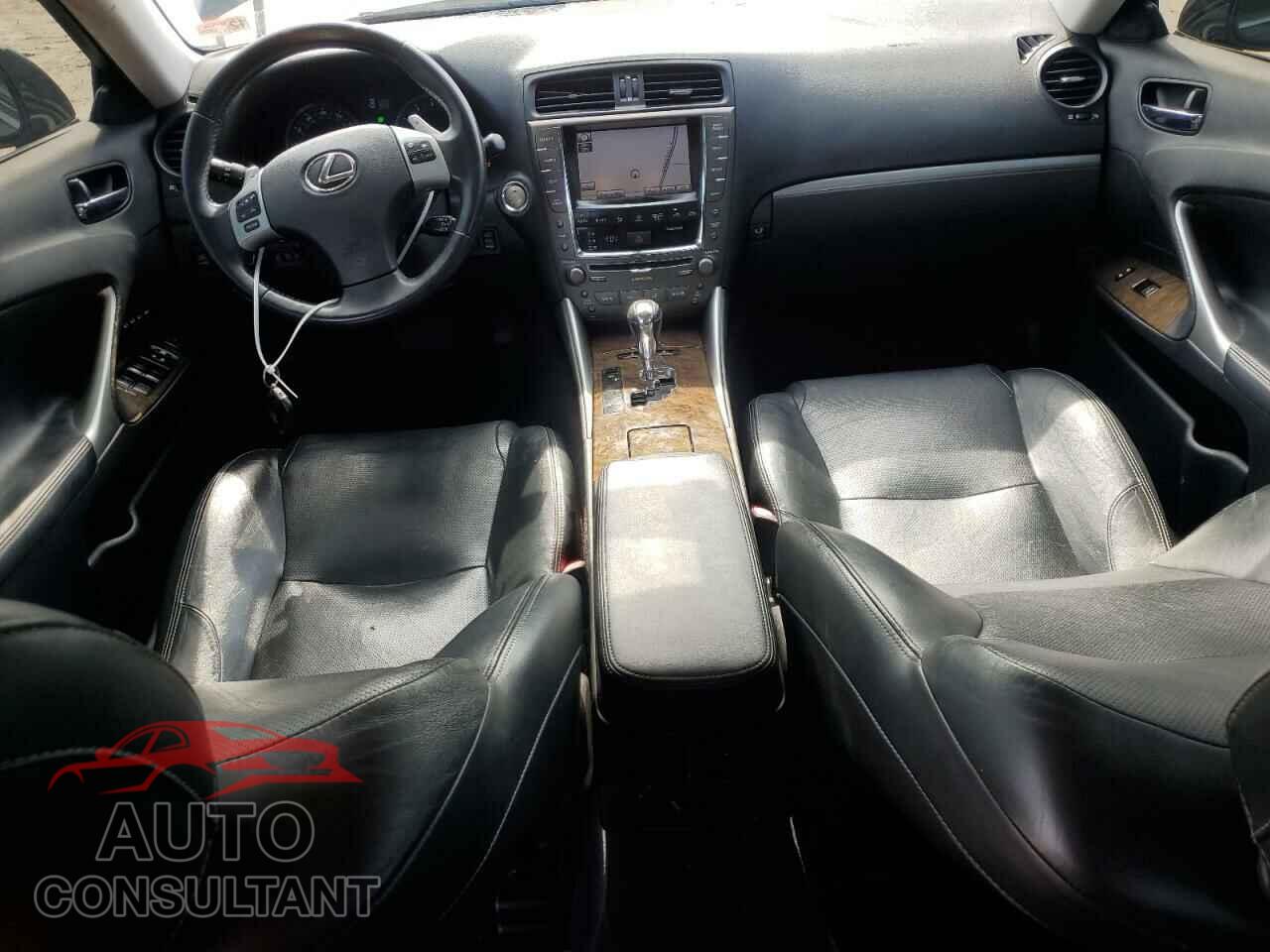 LEXUS IS 2011 - JTHCF5C21B5046236