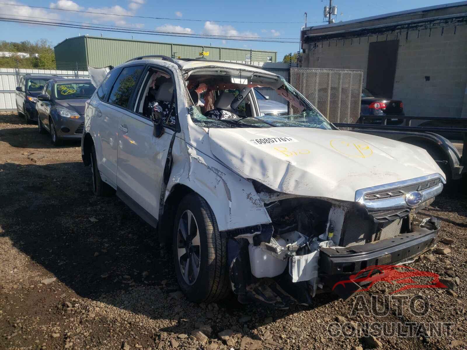 SUBARU FORESTER 2018 - JF2SJAEC5JH423045