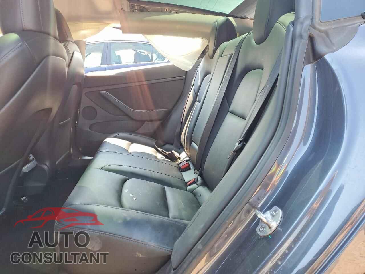 TESLA MODEL 3 2022 - 5YJ3E1EB2NF353802