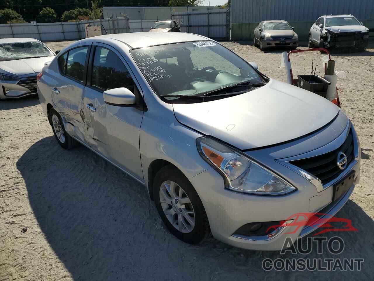 NISSAN VERSA 2017 - 3N1CN7AP3HL851648