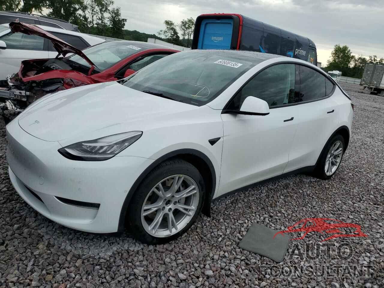TESLA MODEL Y 2021 - 5YJYGDEE7MF261935
