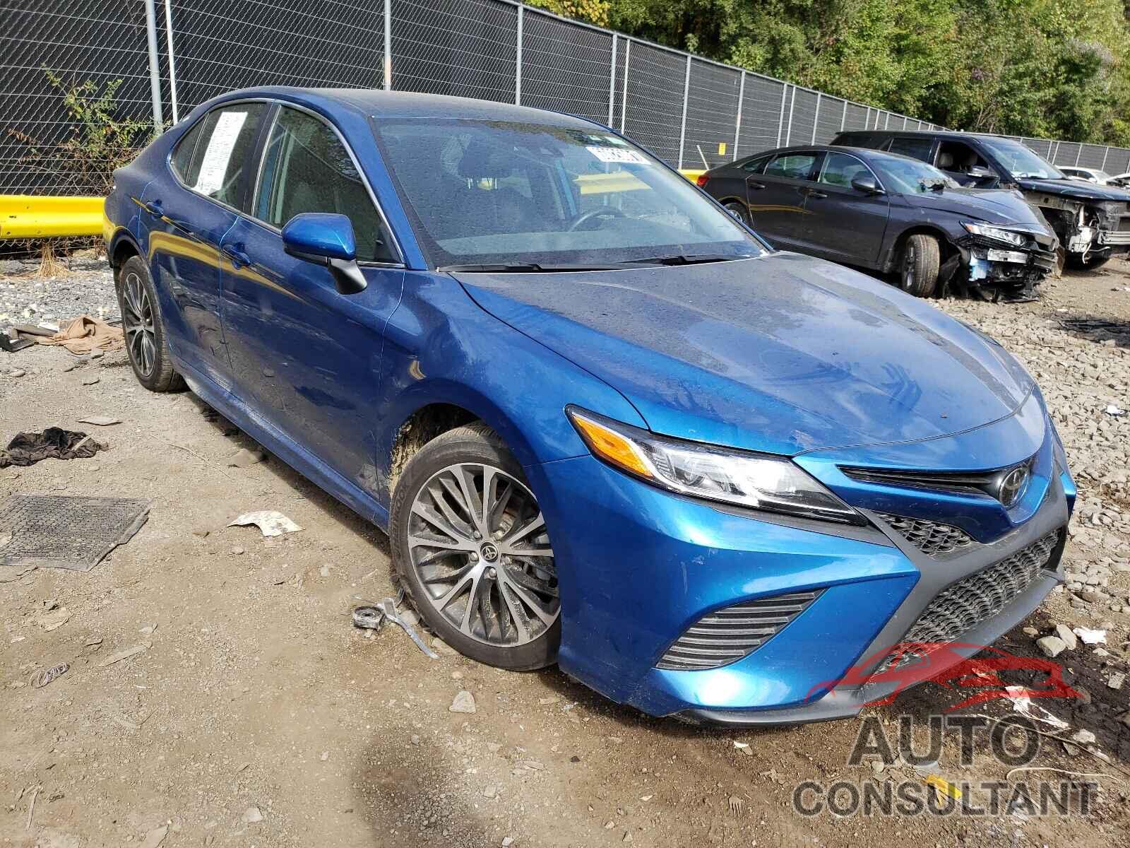 TOYOTA CAMRY 2020 - 4T1G11AK2LU389623