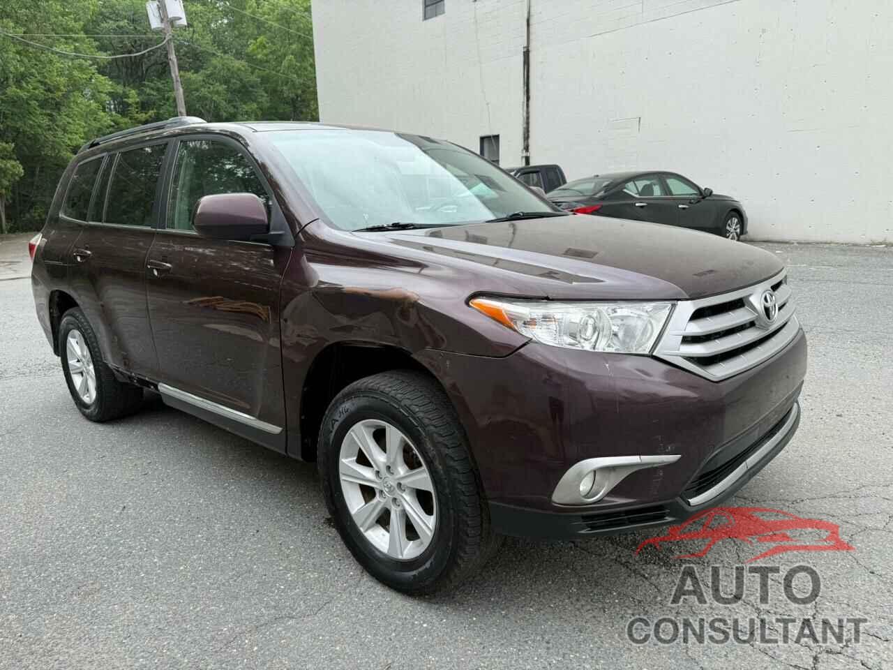 TOYOTA HIGHLANDER 2012 - 5TDBK3EH0CS115752