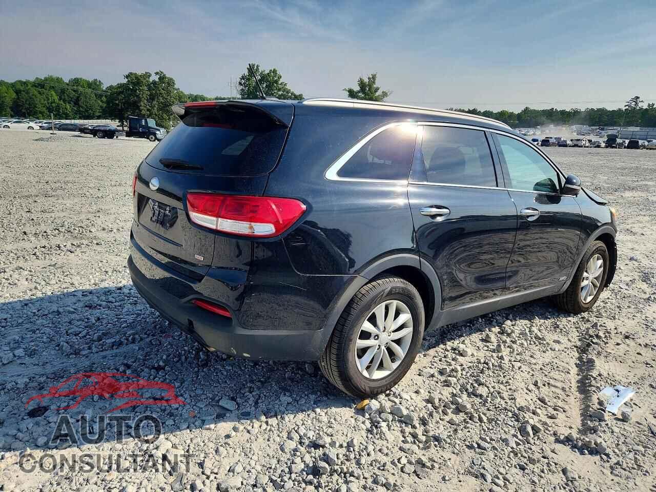 KIA SORENTO 2017 - 5XYPGDA38HG314124
