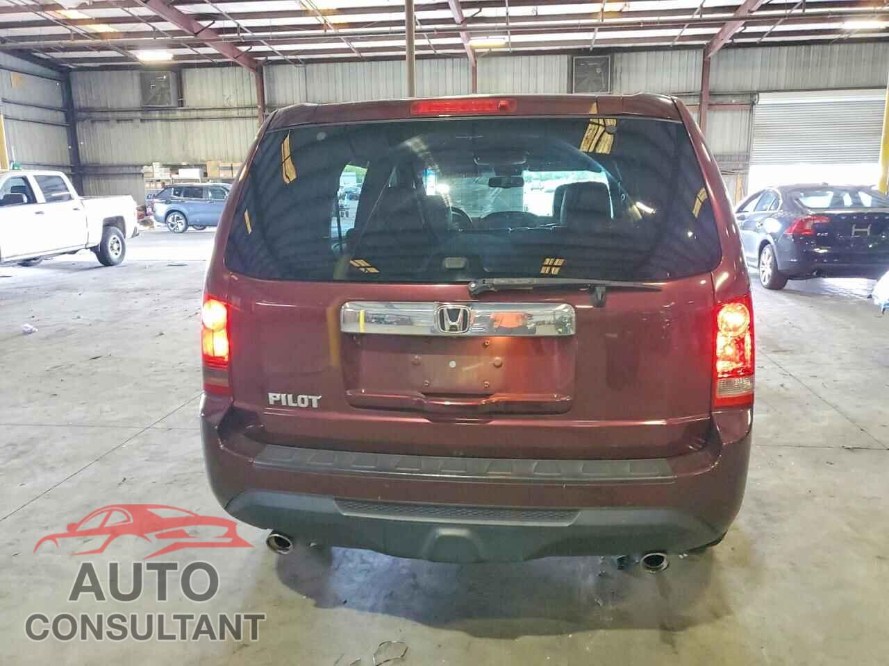 HONDA PILOT 2013 - 5FNYF3H57DB004928