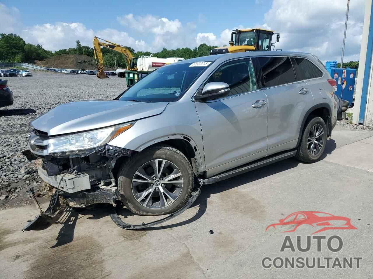 TOYOTA HIGHLANDER 2018 - 5TDBZRFH0JS809397