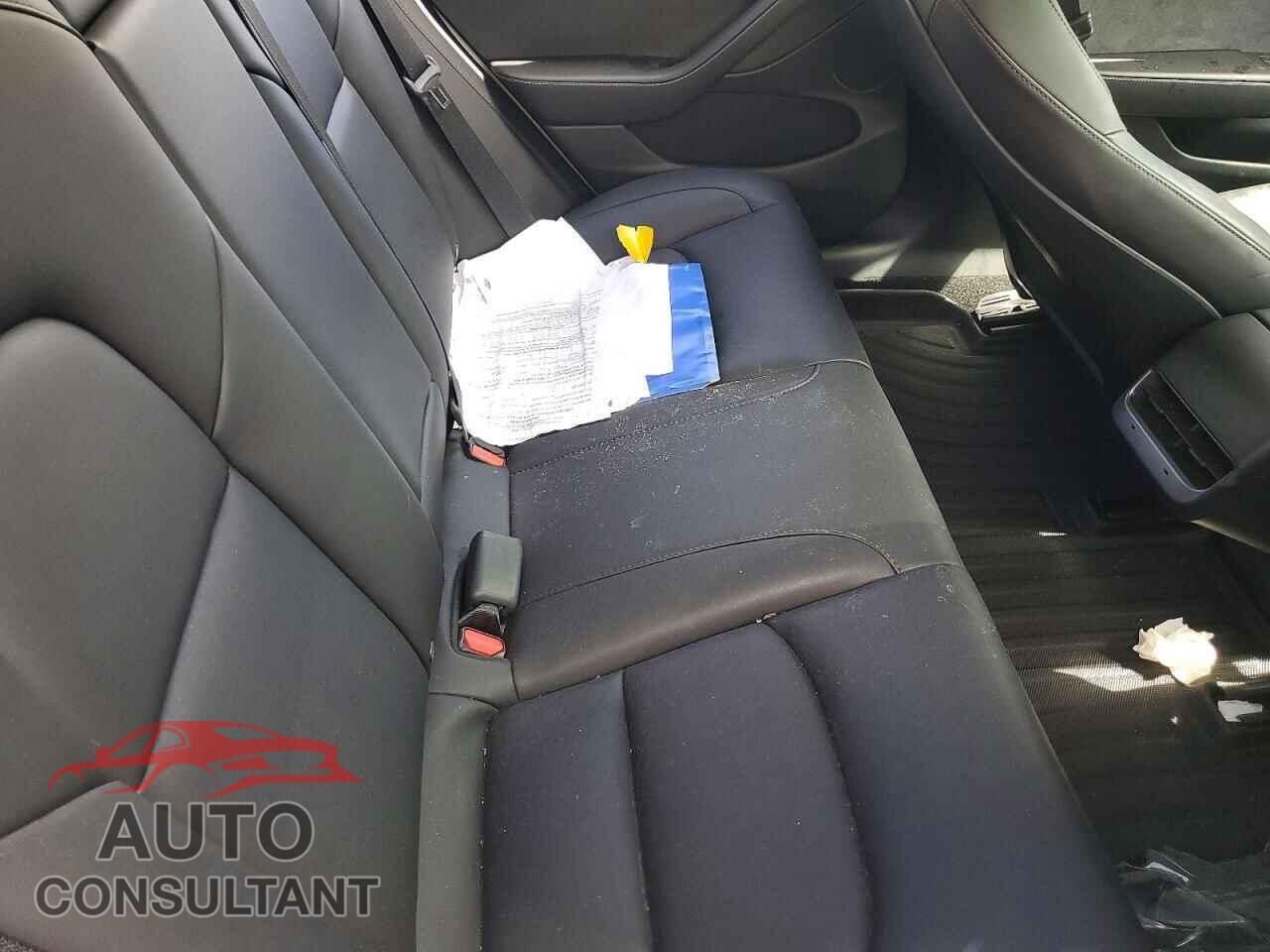 TESLA MODEL 3 2023 - 5YJ3E1EA7PF401496