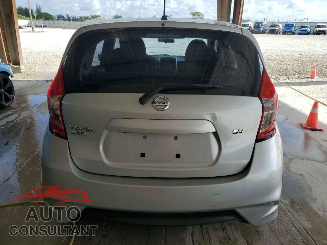 NISSAN VERSA 2019 - 3N1CE2CP3KL361458
