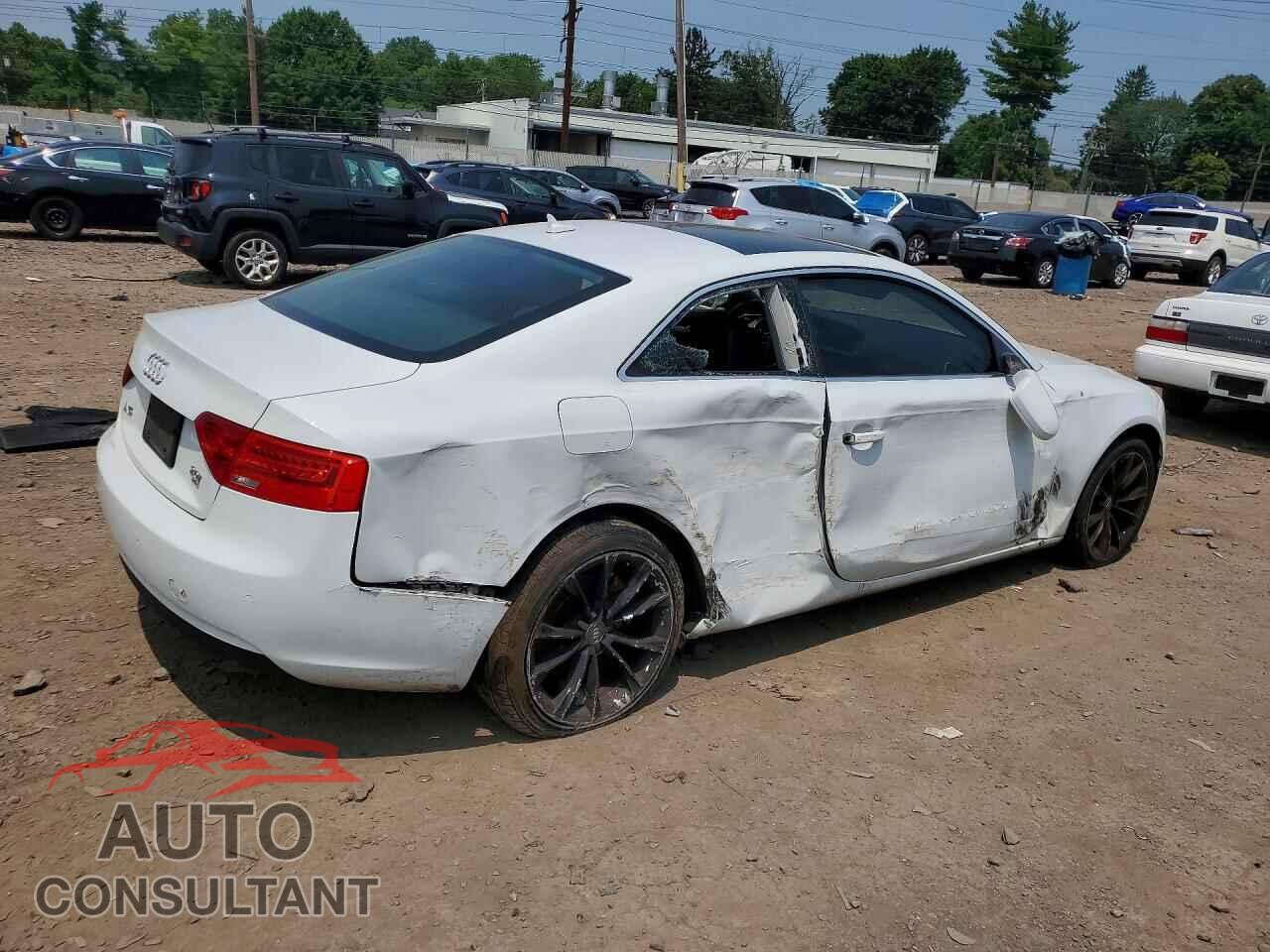AUDI A5 2013 - WAULFAFR1DA045906
